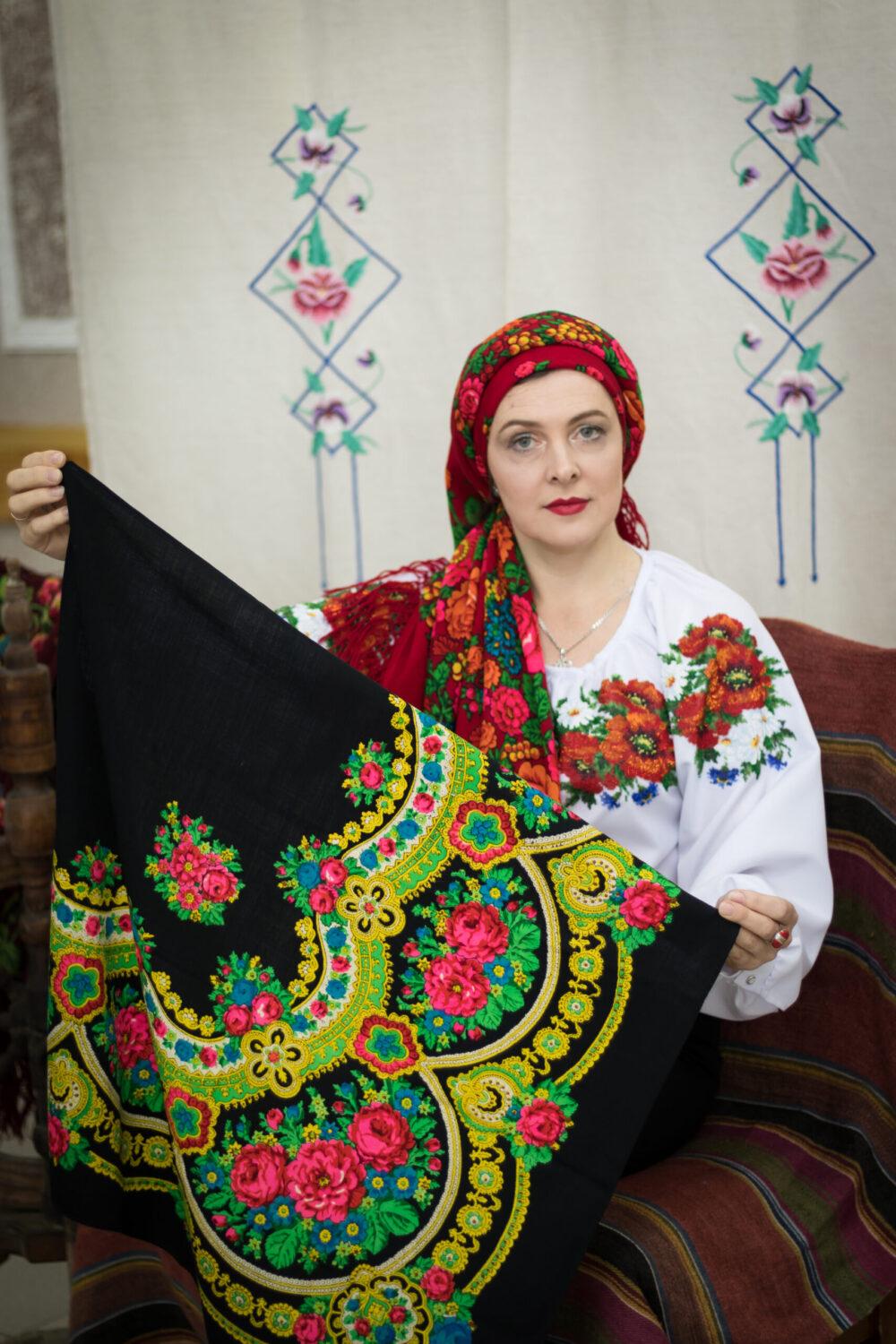 Історії про хустку 3