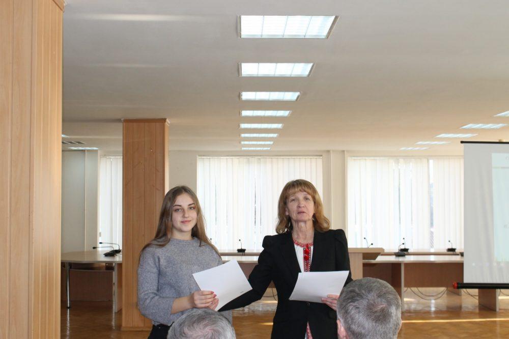 на форму СНУ Ініціативна молодь (2)