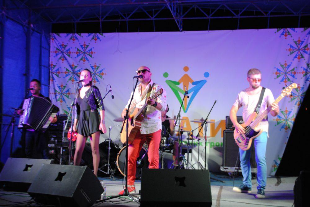 Цвіт кульбаби 1