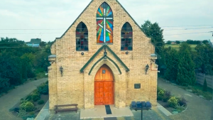 Хрестовоздвиженський храм Боратин