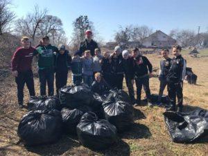 Весняне прибирання у Баєві 1