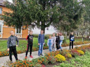 Алея випускників Мстишин 4