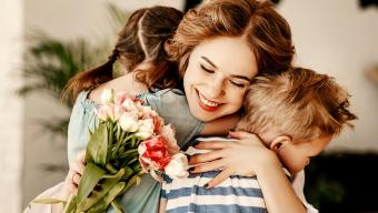 День матері