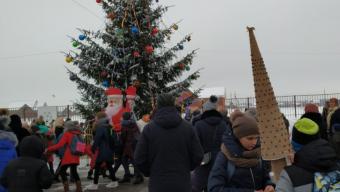 Оприлюднили ВІДЕО про «запалювання» ялинки у Боратині