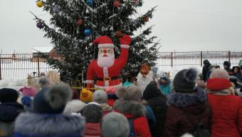 У Боратині засяяла новорічна ялинка (ФОТО)