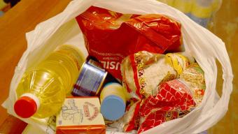 З нагоди різдвяних свят самотні пенсіонери отримали продуктові набори