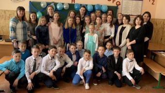 У Рованцівській школі вітали мам