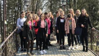 Рованцівські школярі зустрічали птахів