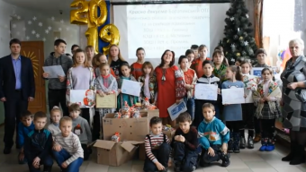 Новорічні історії та різдвяні дива об’єднують