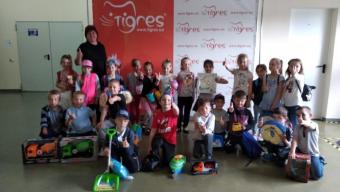 Рованцівські школярі побували на іграшковій фабриці