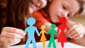 Про соціальну роботу з сім’ями, дітьми та молоддю