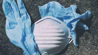 У Боратині встановили контейнери для використаних масок і рукавичок