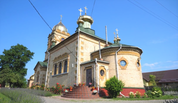 Храм Рованці