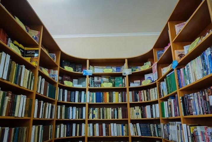 Боратин бібліотека